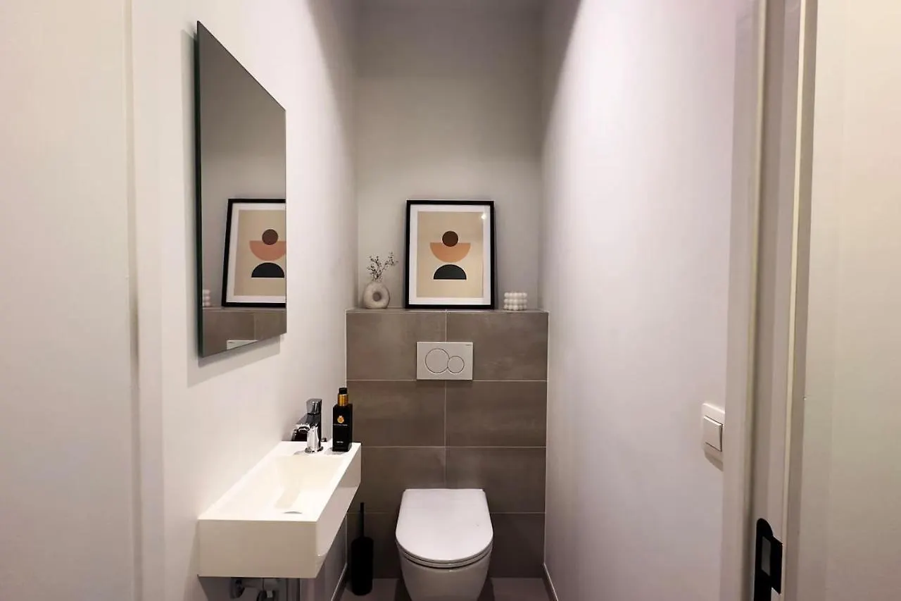 Brand New, Luxury & Spacious Apartment 安特卫普