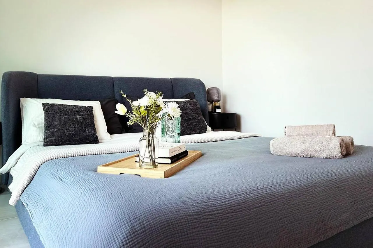 Brand New, Luxury & Spacious Apartment 安特卫普